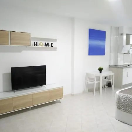 Benalsuite Estudio, Piscina Y Playa En Benalbeach, * Benalmadena