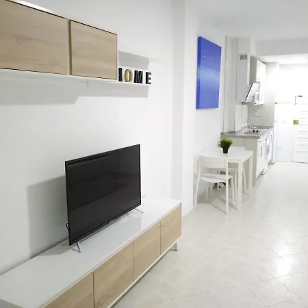 Benalsuite Estudio, Piscina Y Playa En Benalbeach, * Benalmadena